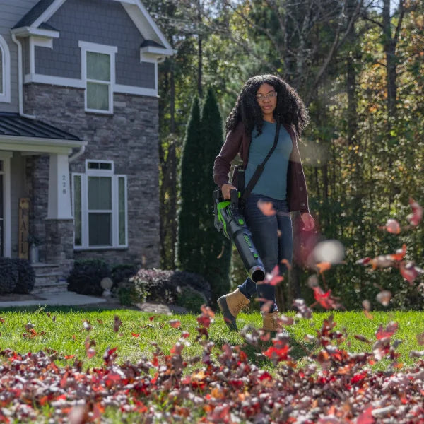 Greenworks 80V 800CFM Blower and 17” Trimmer Combo Kit