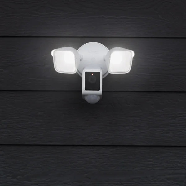 Wyze 2k Floodlight and Cam Pan Duo Bundle