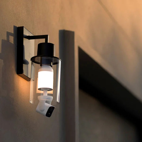 Wyze 2k Bulb Cam and Accessory Bulb Bundle