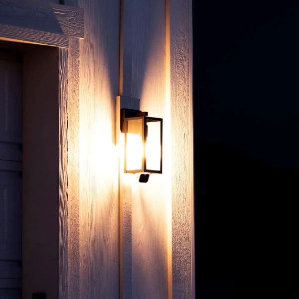 Wyze 2k Bulb Cam and Accessory Bulb Bundle