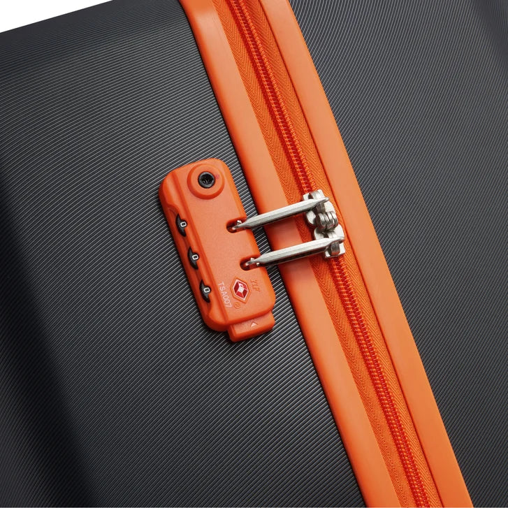 United Colors of Benetton X Delsey Paris Fabrica 3-piece Hardside Set