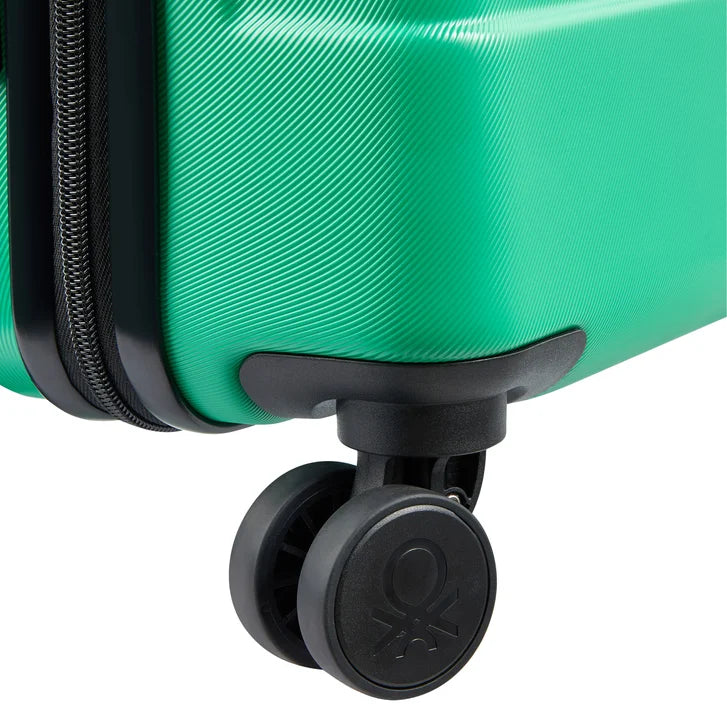 United Colors of Benetton X Delsey Paris Now! 2-piece Check-in Spinners Hardside Set