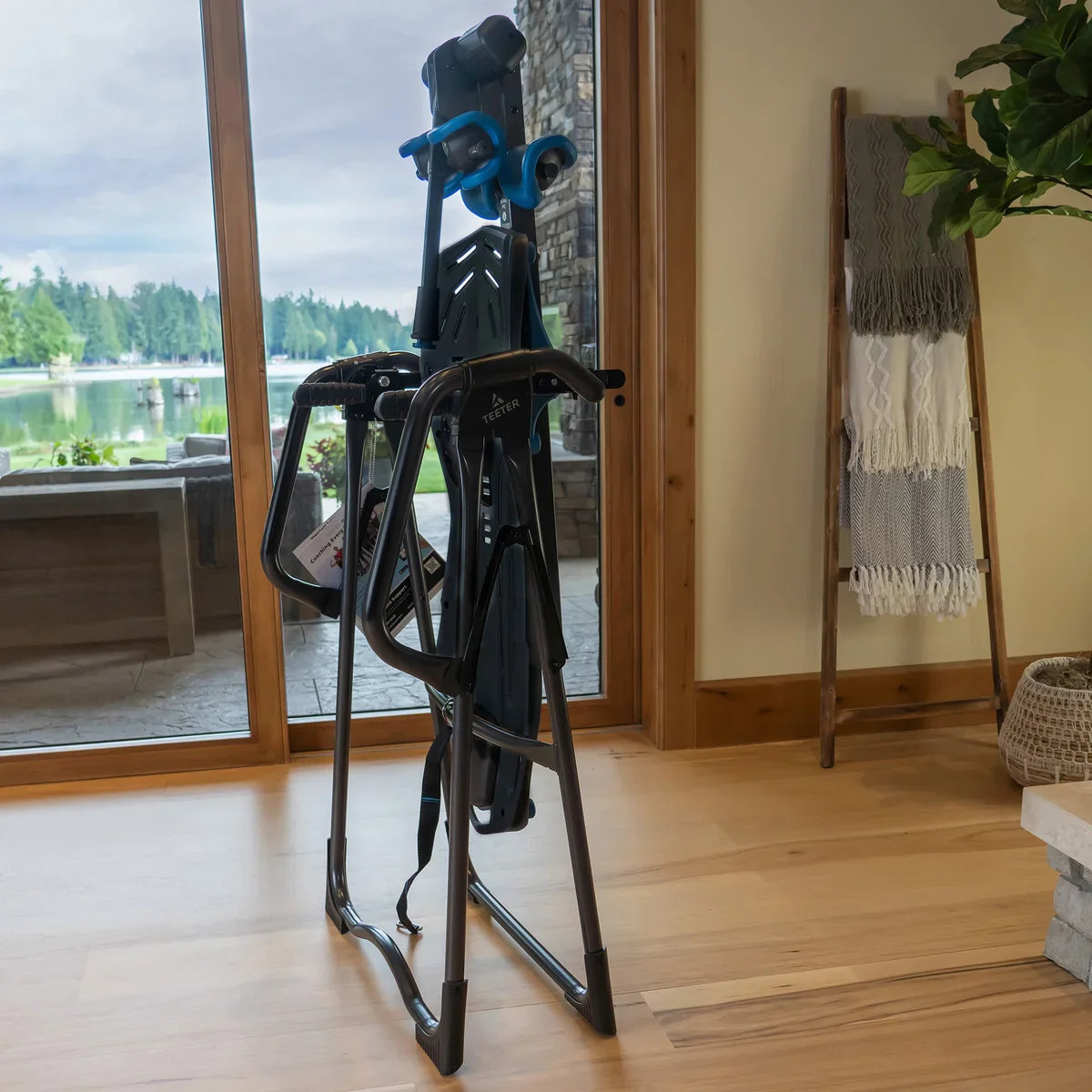 Teeter FitSpine FX-3 Inversion Table w/ Heat & Vibration Cushion + Mat