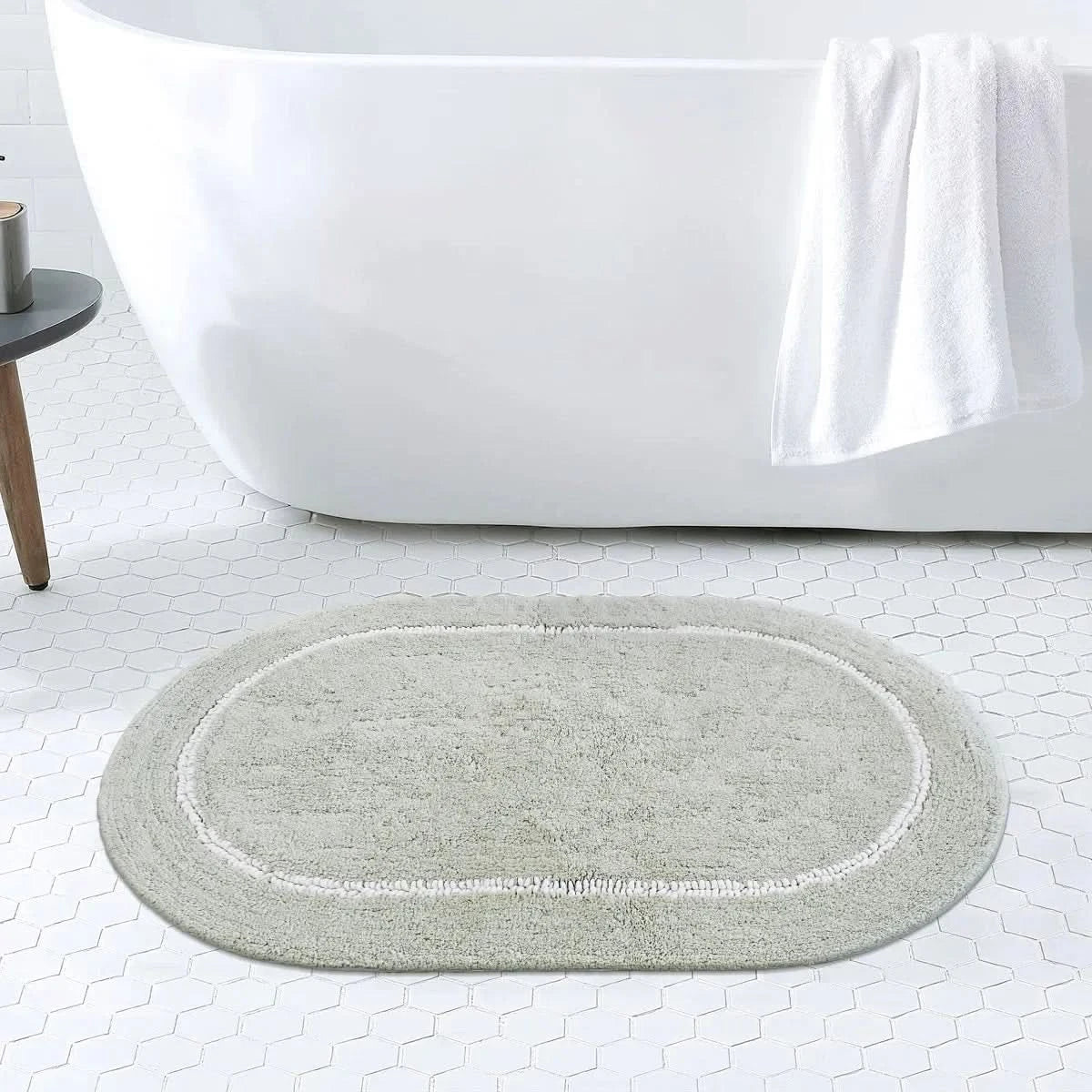 Oval Border Bath Rug