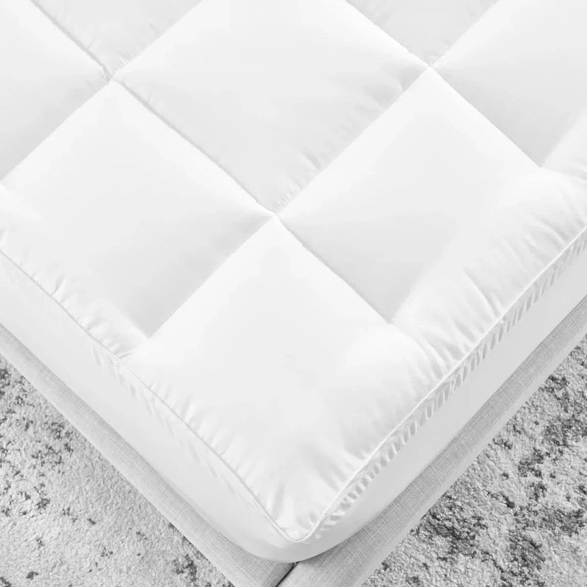 Bodipedic 4" Hybrid Memory Foam and Fiber Mattress Topper