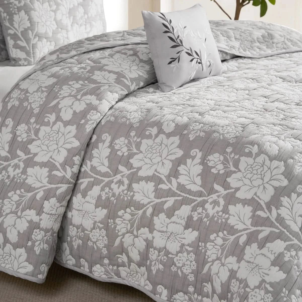West Park Margueritte 5-piece Quilt Set