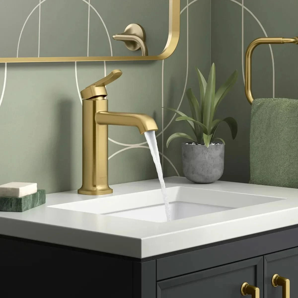 Cordate Single-handle Bathroom Faucet