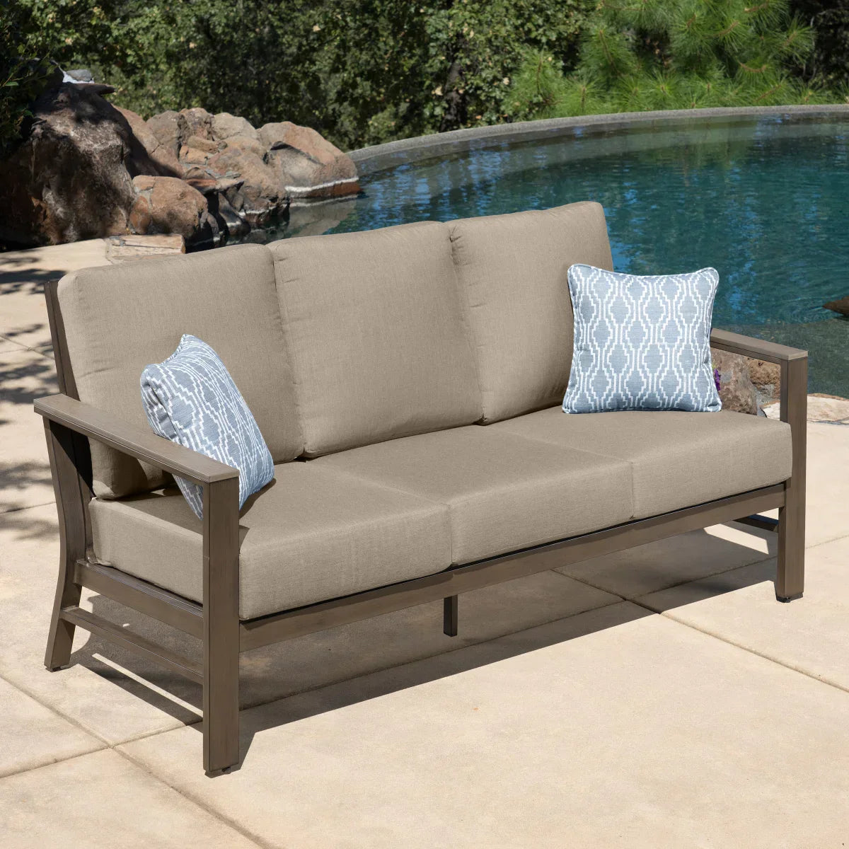 SunVilla Nichols 4-piece Outdoor Patio Seating Set