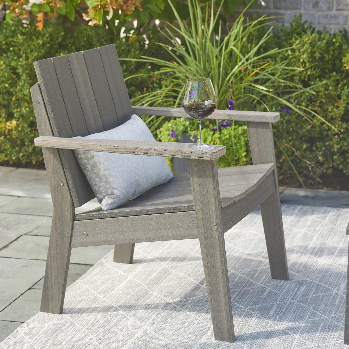 Leisure Line 4-piece Outdoor Seating Set by Tangent