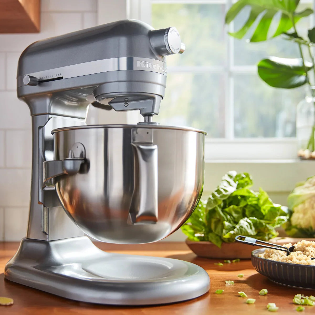 KitchenAid 6 Quart Bowl-Lift Stand Mixer with Attachments and Pouring Shield