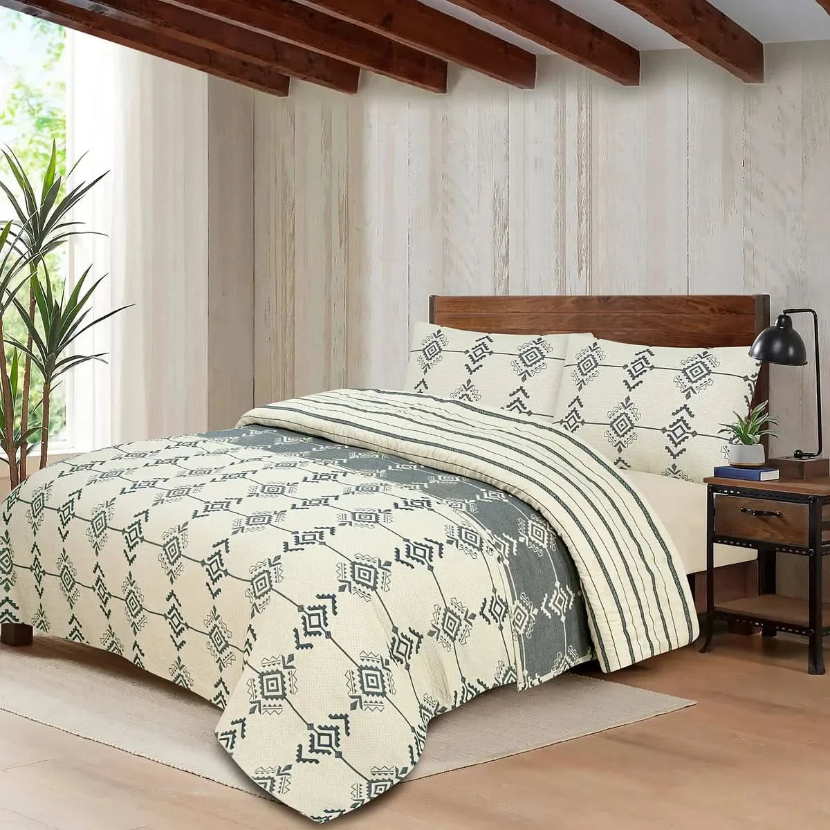 Heritage Threads 4-Piece Coverlet Set with Comforter