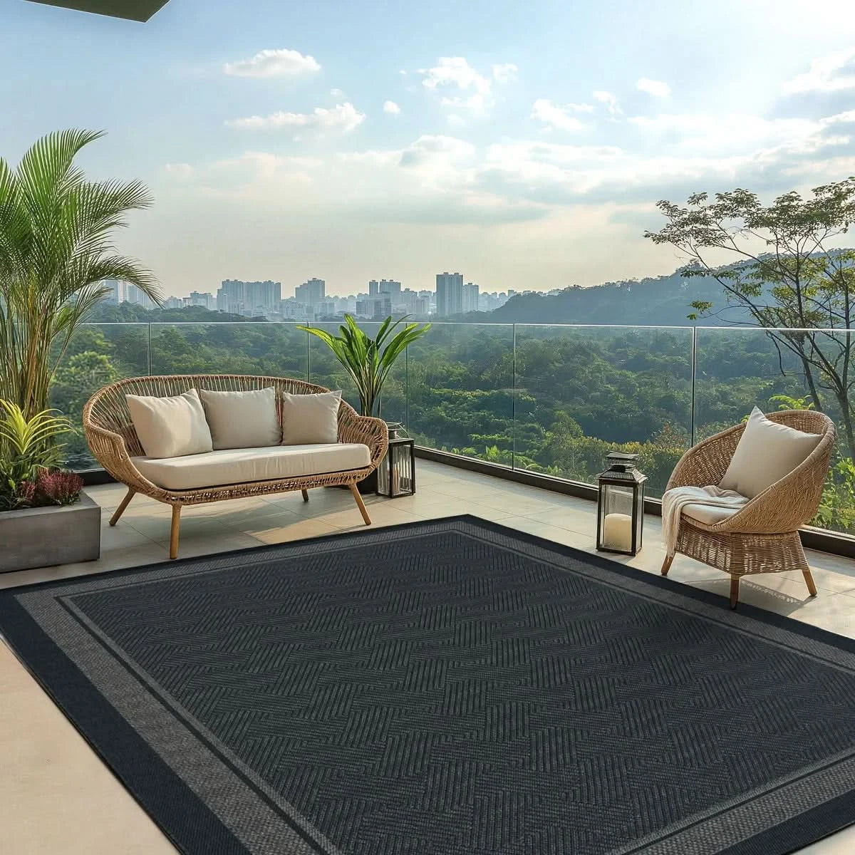 Ravenna Indoor/Outdoor Rug, Geo Border Charcoal