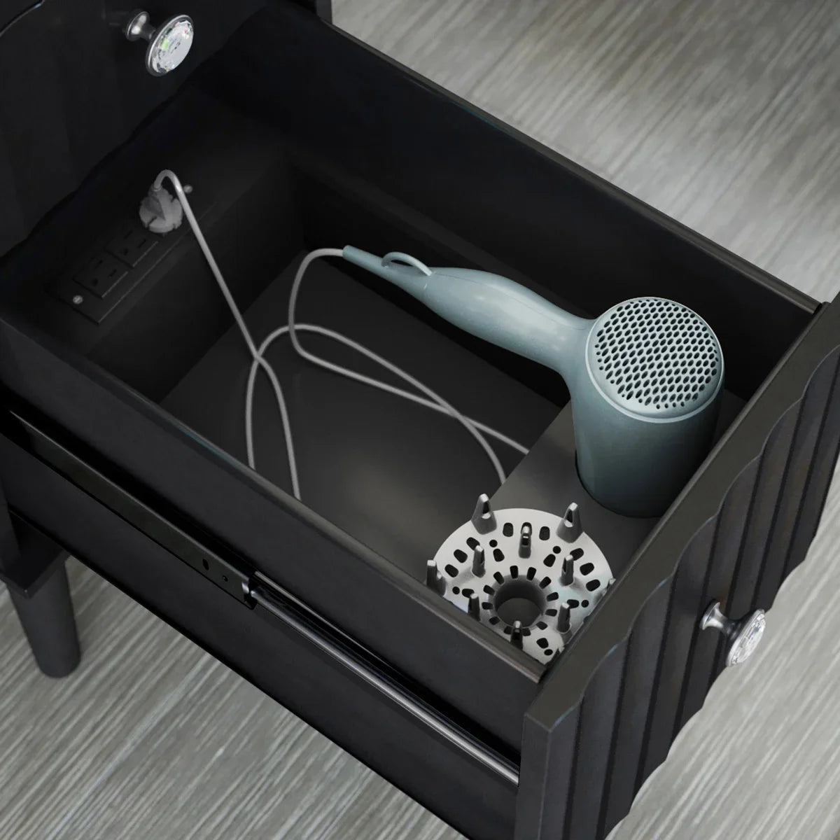 Tresanti Marilyn Vanity with Mirror