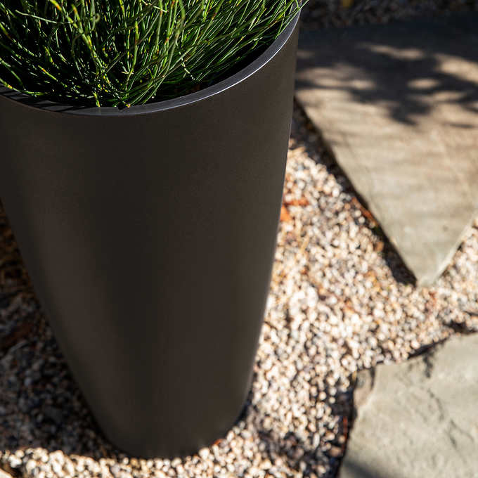 28" Selena Planter by Veradek, 2-pack