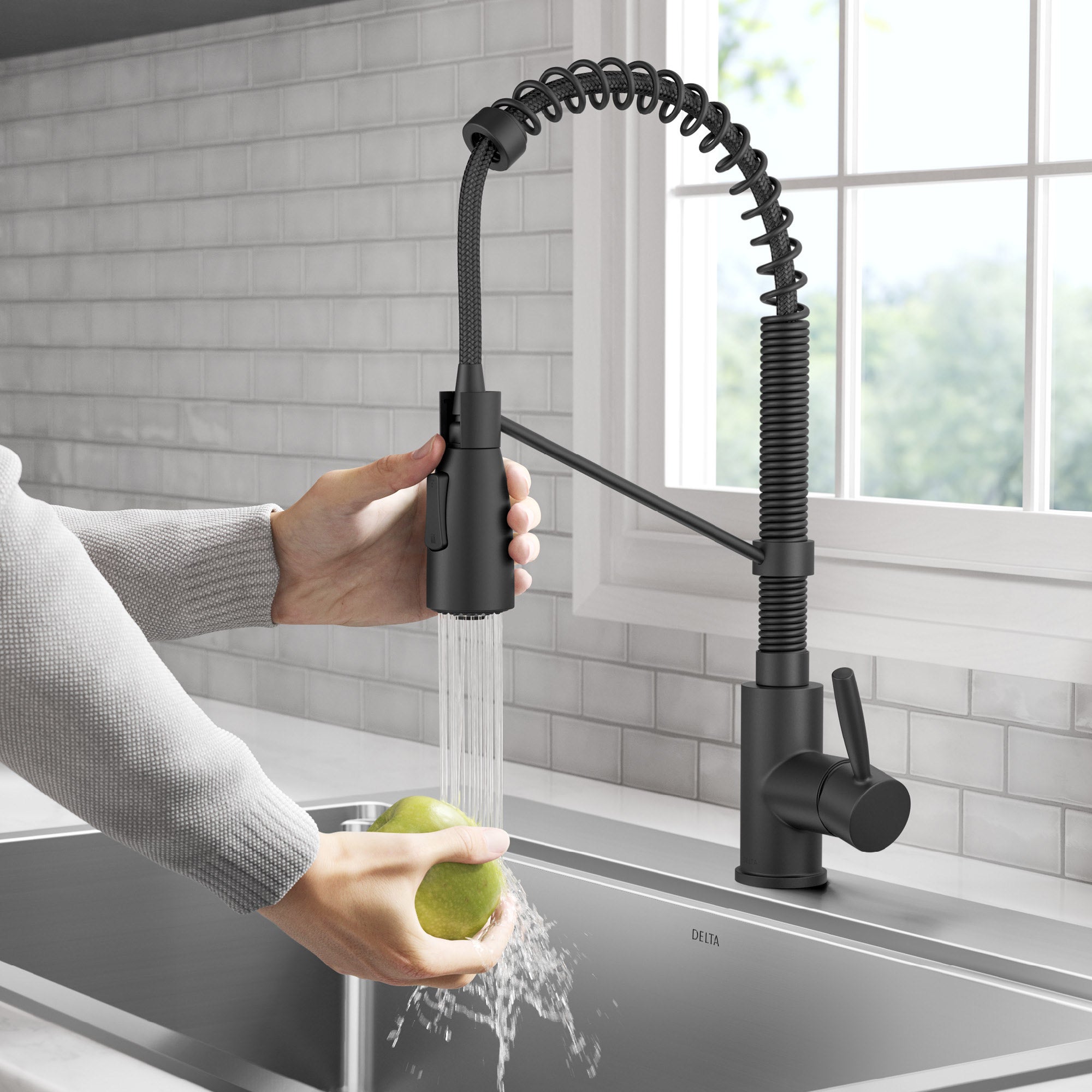 Delta Pull-Down High Arc Single Handle Kitchen Faucet