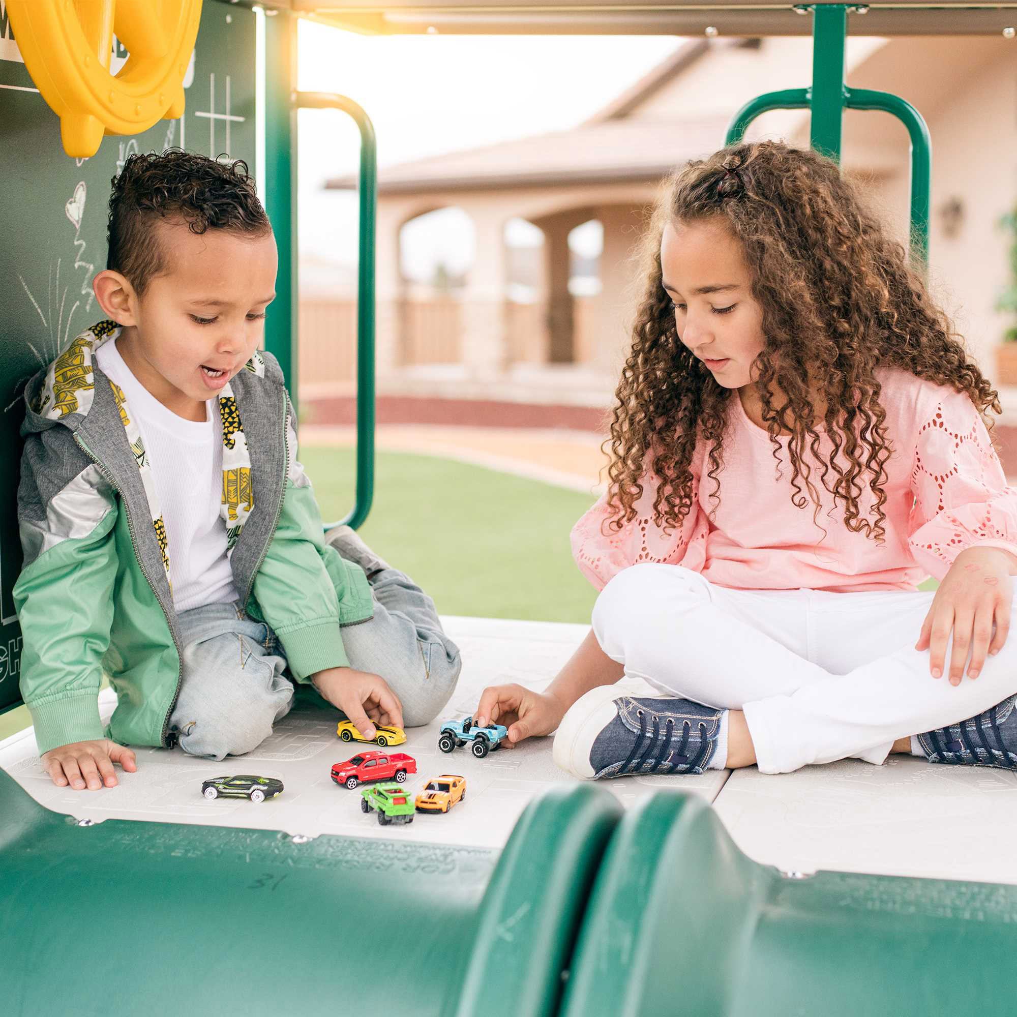 Lifetime Lookout Double-Slide Swing Set