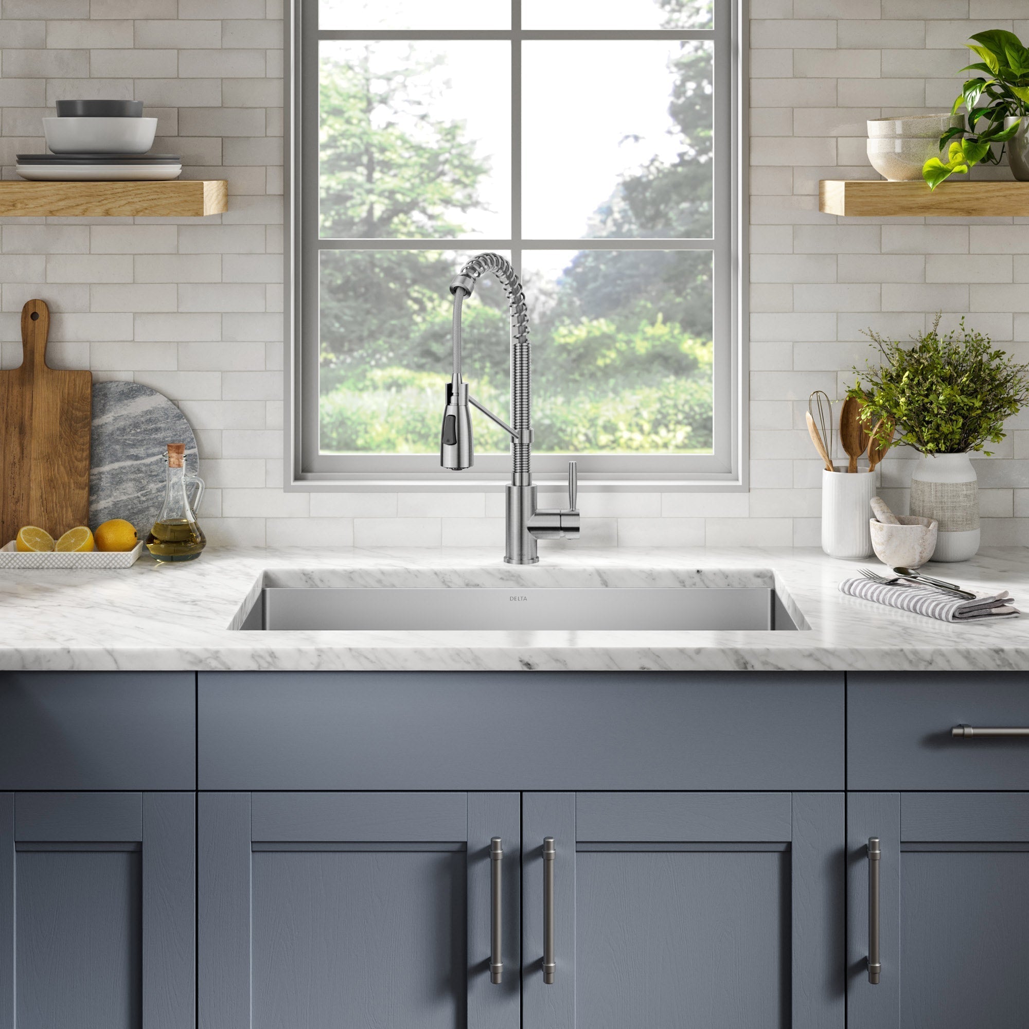 Delta 32” Undermount 16 Gauge Kitchen Sink with 18” Kitchen Faucet