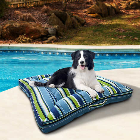 Brentwood Originals Indoor/Outdoor Pet Bed 40" x 40"